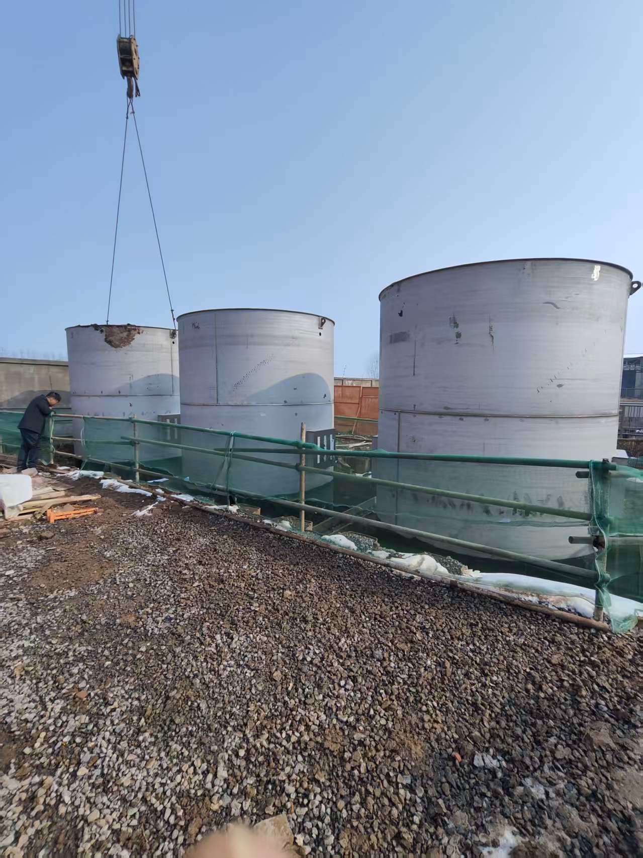 3套不锈钢一体化中水回用泵站就位